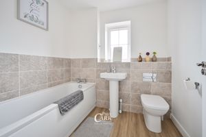 Family Bathroom- click for photo gallery